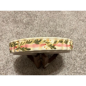 222 Fifth Christmas Ribbon Quiche  Dish Pink & Green